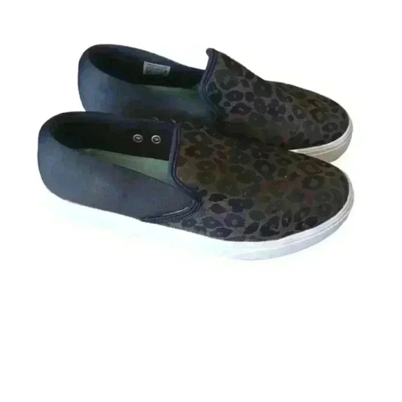 Reebok Memory Tech 365 Women's Leapord Print Slip On Shoe 9 - Picture 1 of 13